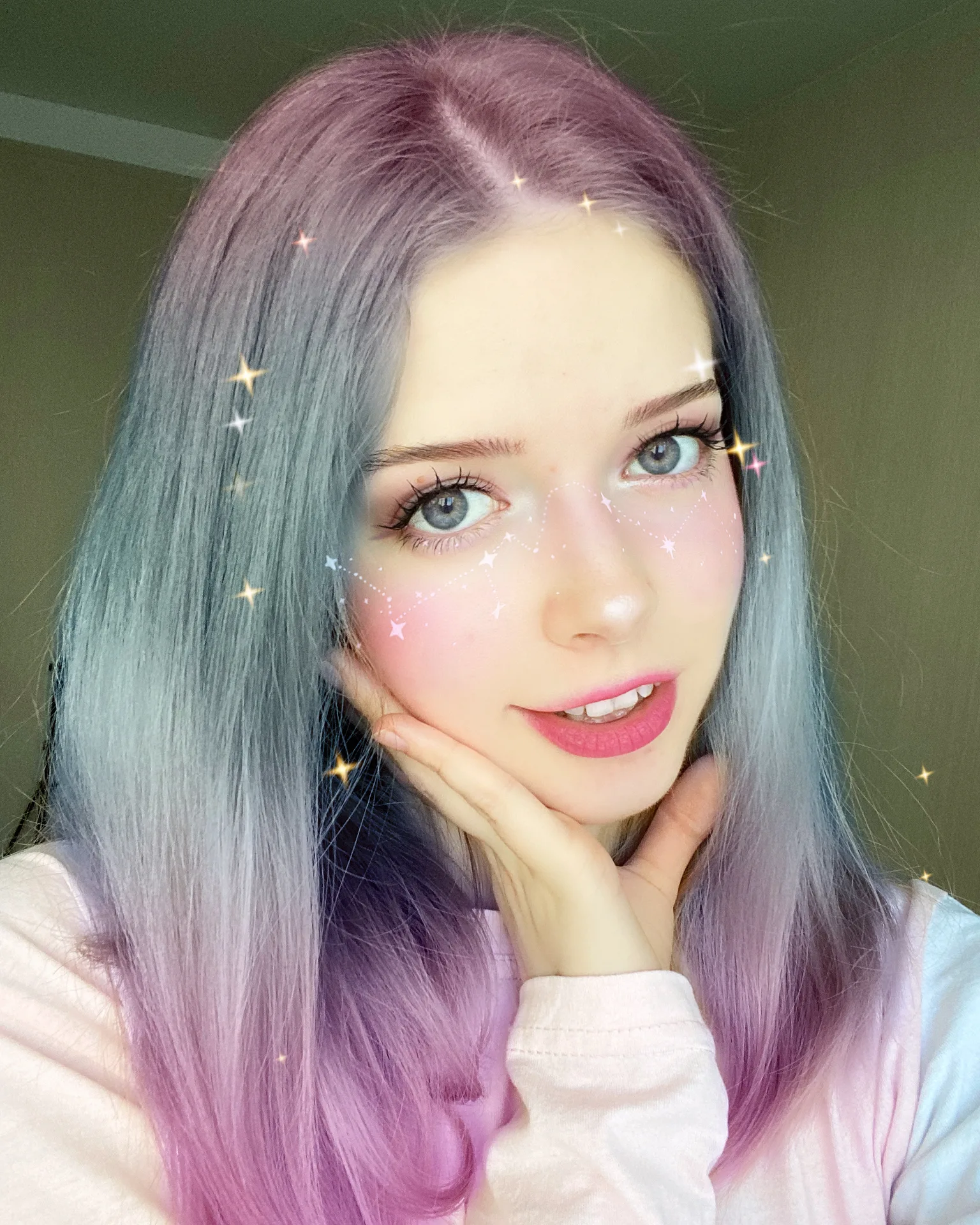 Pastel hair and a white top
